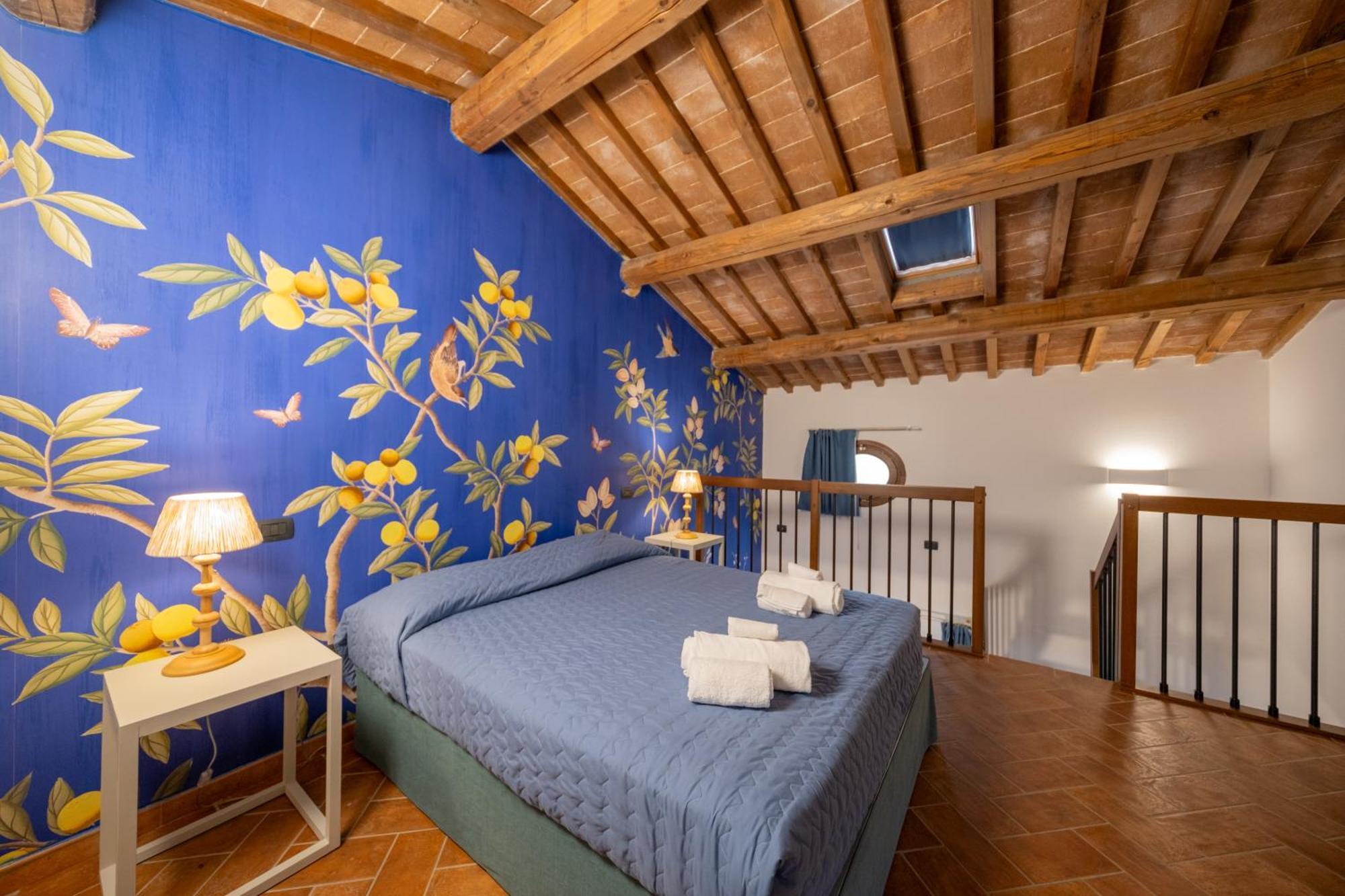 San Ruffino Apartments Lari Exterior foto