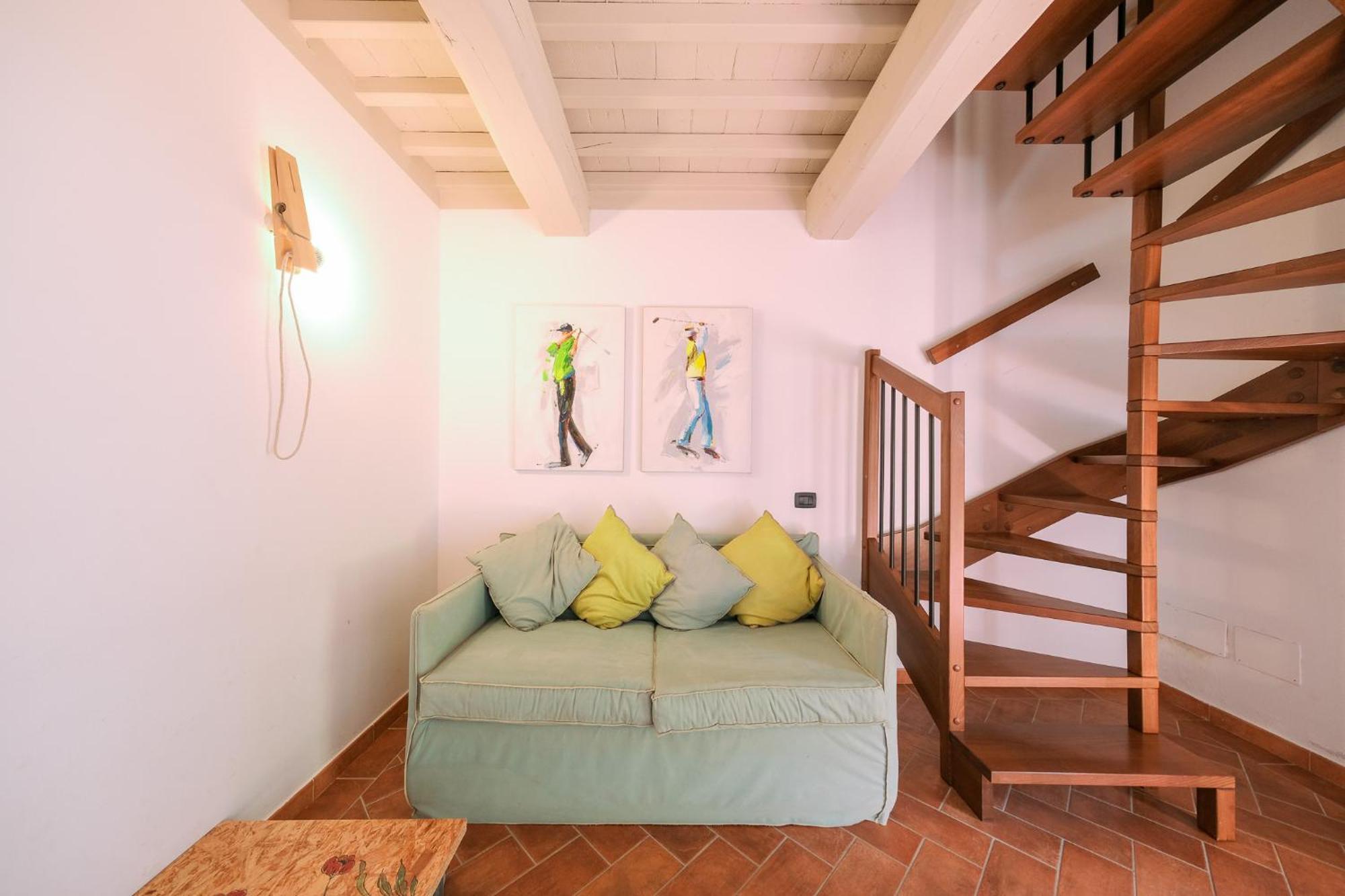 San Ruffino Apartments Lari Exterior foto